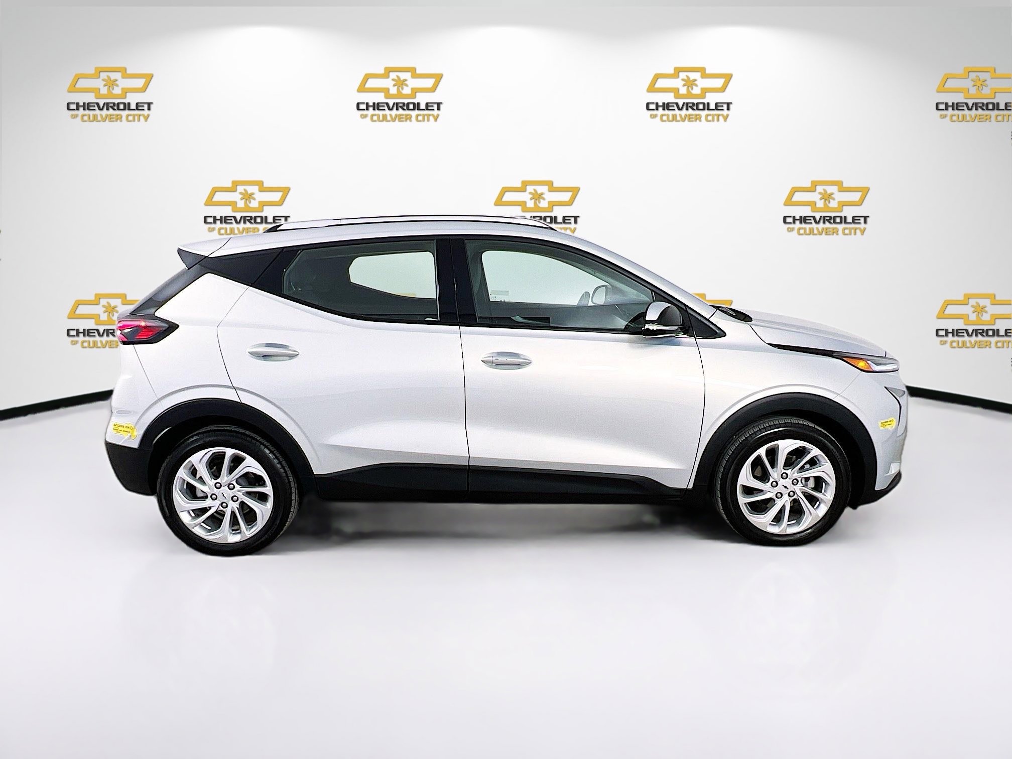 2022 Chevrolet Bolt EUV photo 8
