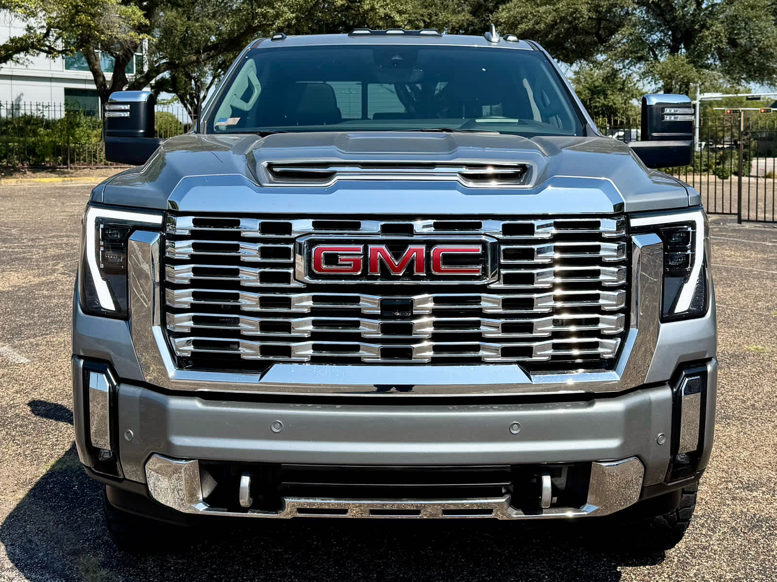 2024 Gmc Sierra 2500 HD Denali photo 8