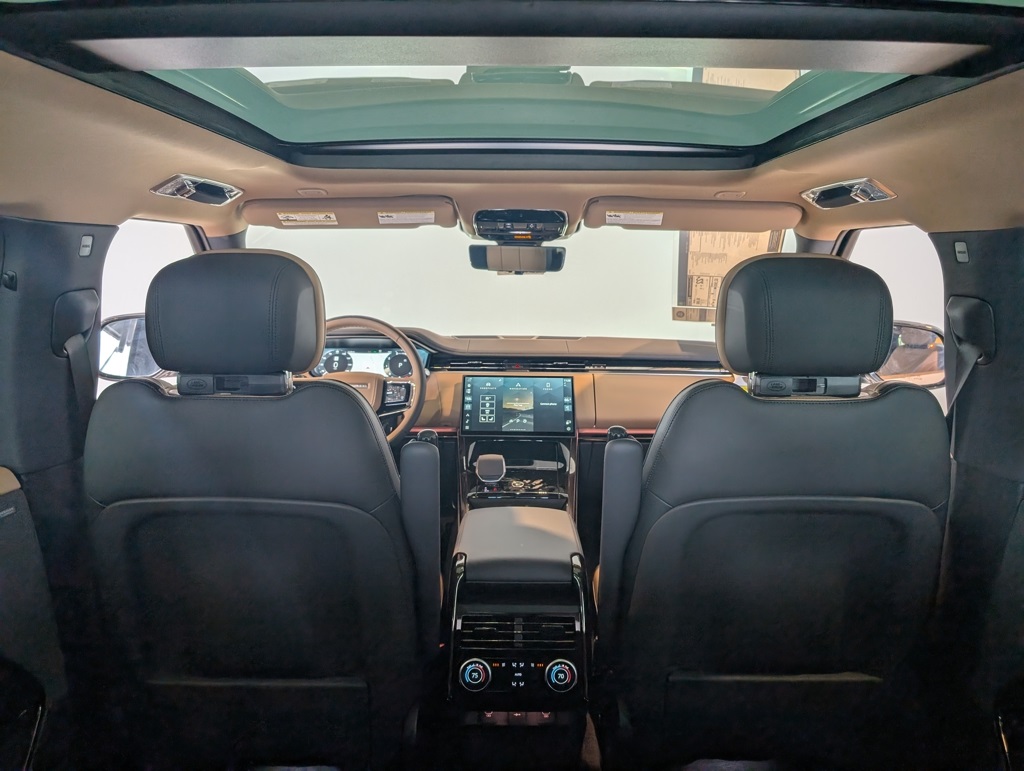 2025 Land Rover Range Rover Sport SE photo 25