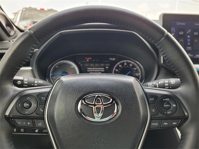 2022 Toyota Venza Limited photo 13