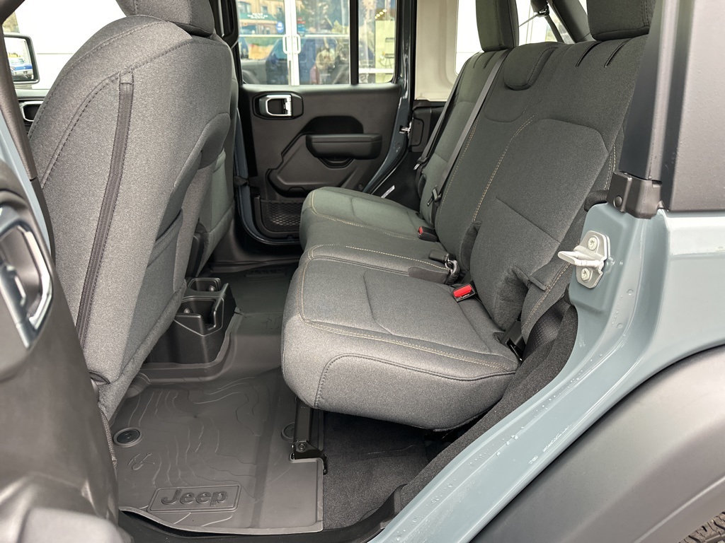 2025 Jeep Wrangler Sport photo 23