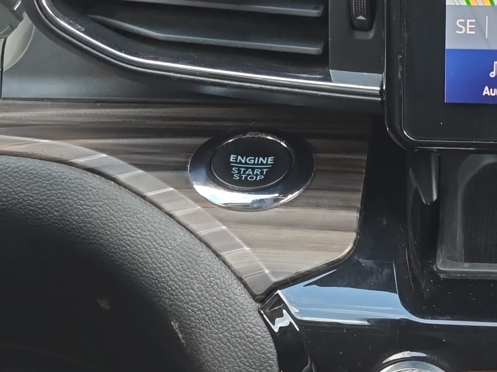 2022 Ford Explorer Limited photo 18