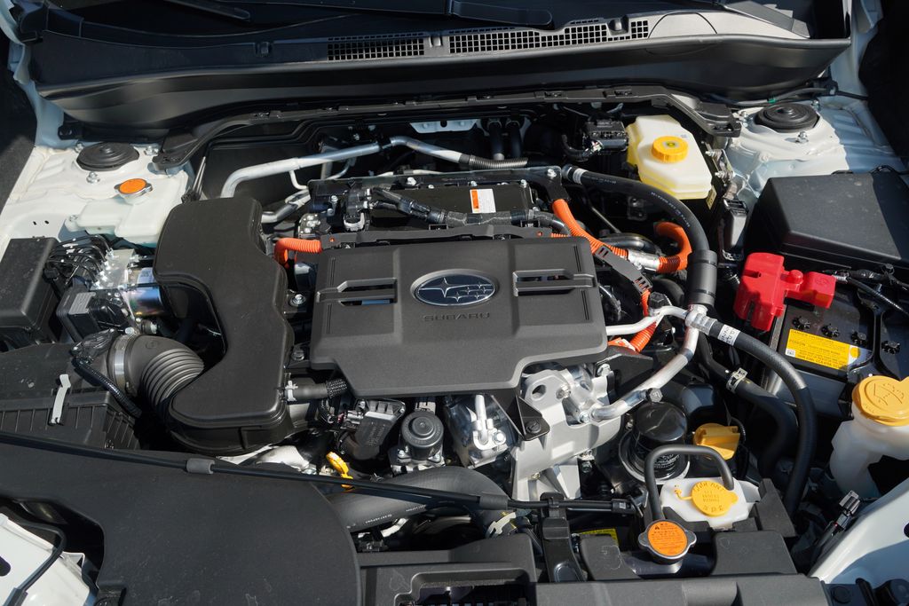 2025 Subaru Forester Touring photo 12