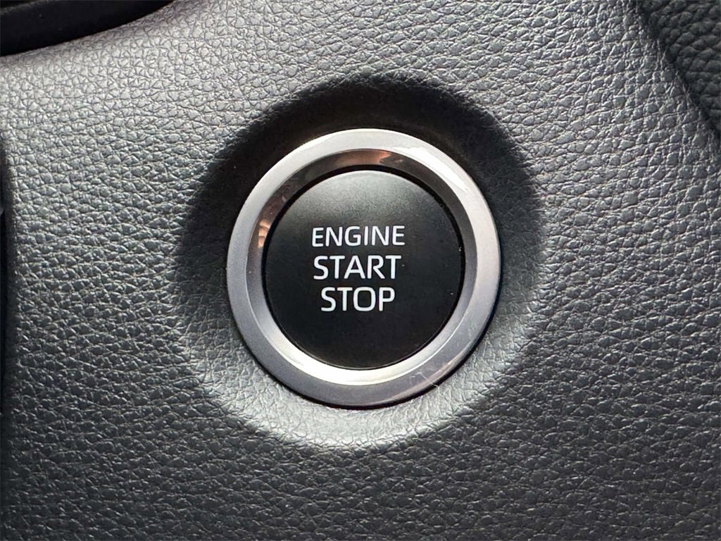 2024 Toyota Corolla SE photo 6