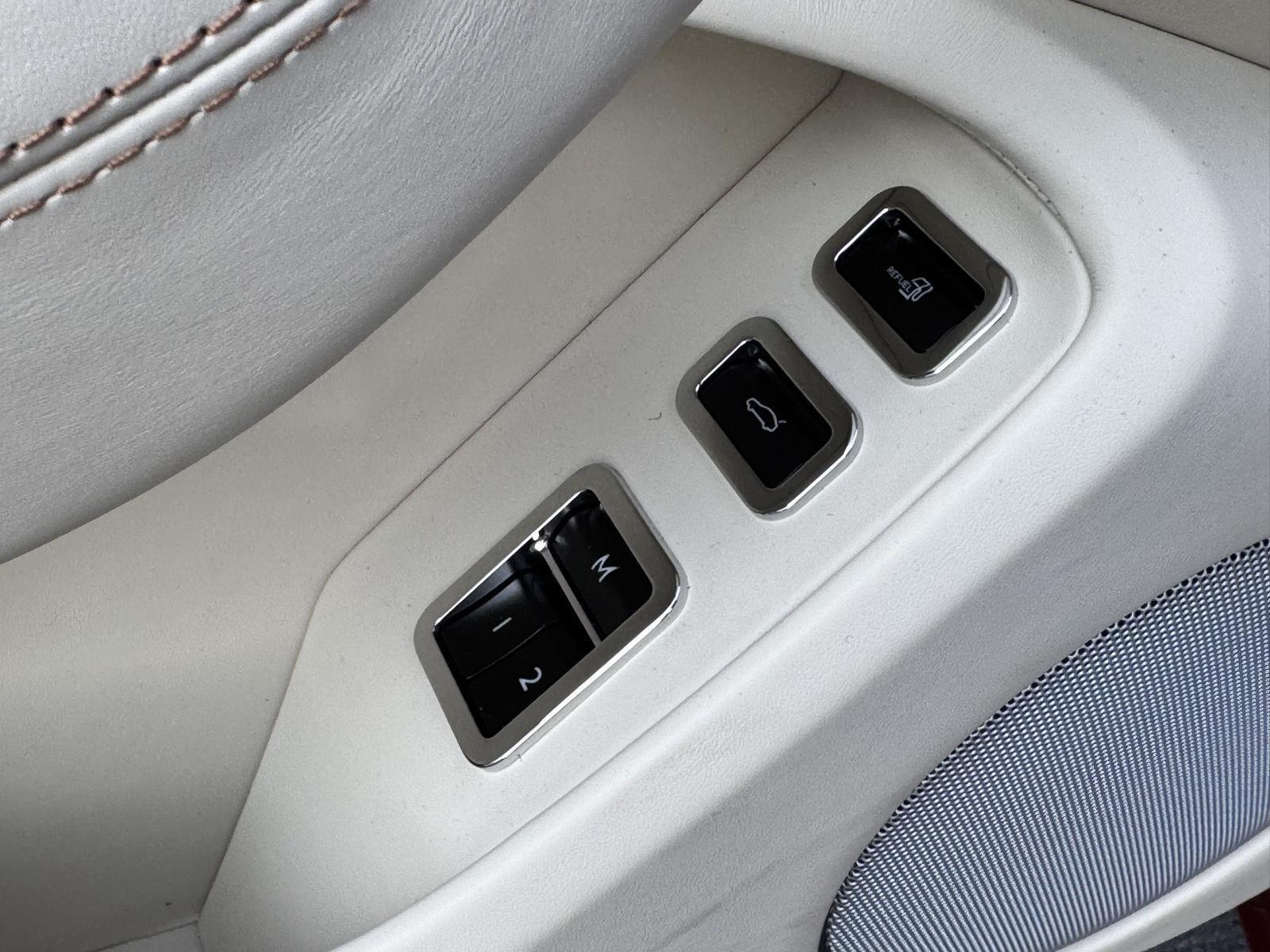 2026 Bentley Flying Spur photo 15