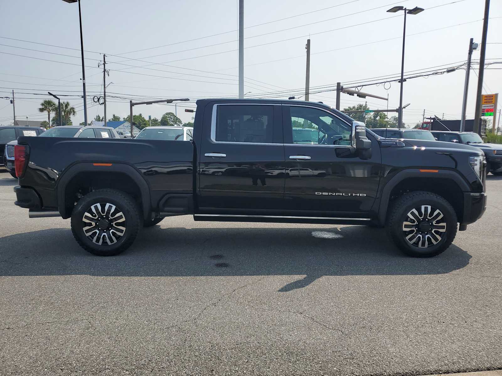 2025 Gmc Sierra 3500 HD Denali Ultimate photo 7