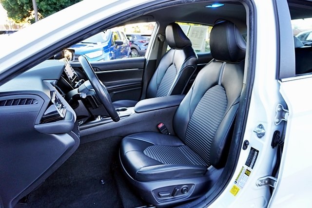 Used 2021 White Toyota SE Nightshade image 13