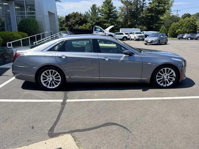 2018 Cadillac CT6 photo 8