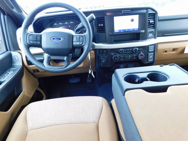 2025 Ford F-350 XLT photo 20