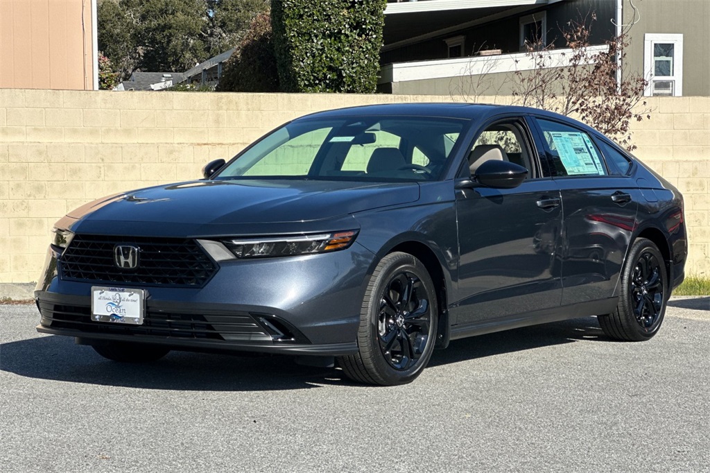 2025 Honda Accord SE photo 8