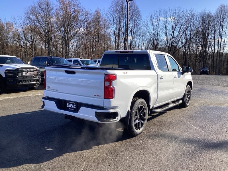 2026 Chevrolet Silverado 1500 RST photo 4