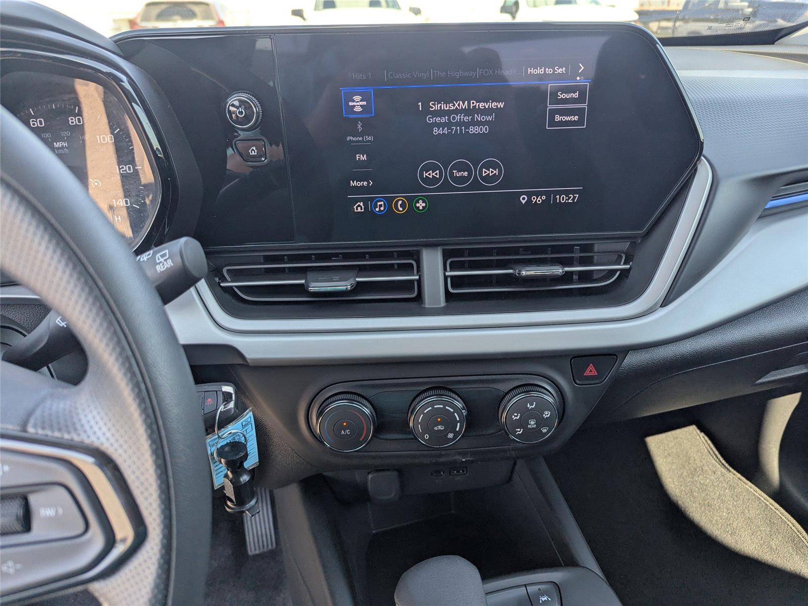 2025 Chevrolet Trax LS photo 21