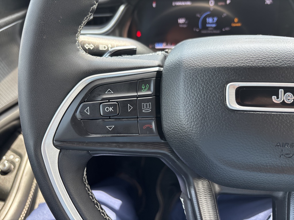 2024 Jeep Grand Cherokee Altitude photo 21