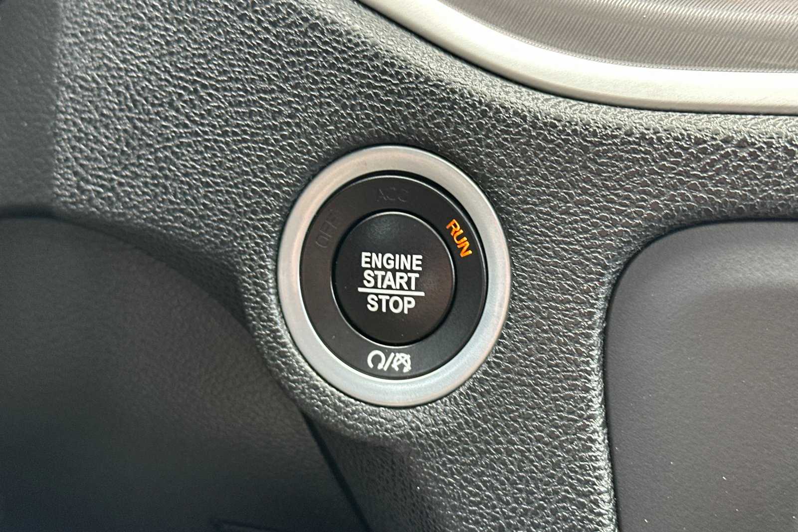 2022 Dodge Charger R/T photo 24