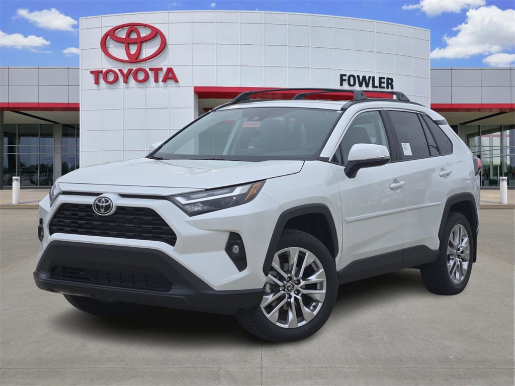 2025 Toyota RAV4 XLE Premium's photo