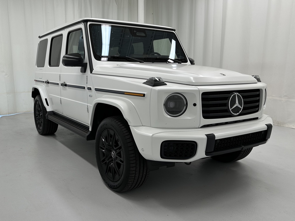 2025 Mercedes Benz G photo 2