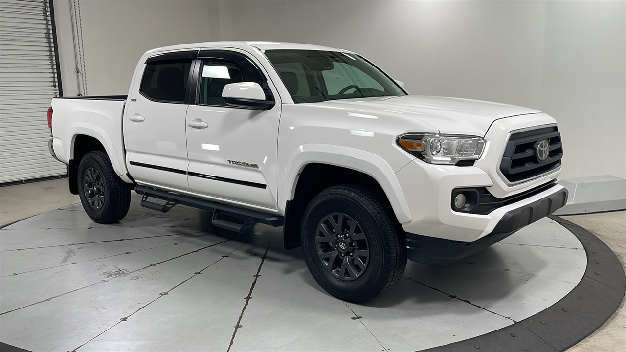 2023 Toyota Tacoma SR5 photo 2