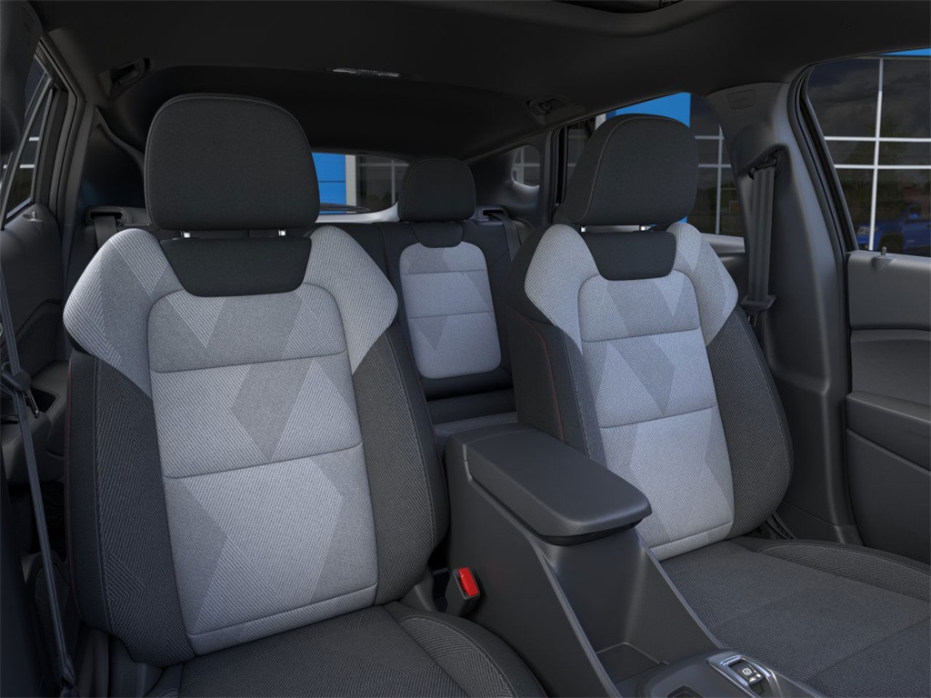 2025 Chevrolet Trax photo 14