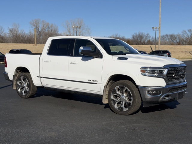 2023 RAM 1500 Limited's photo