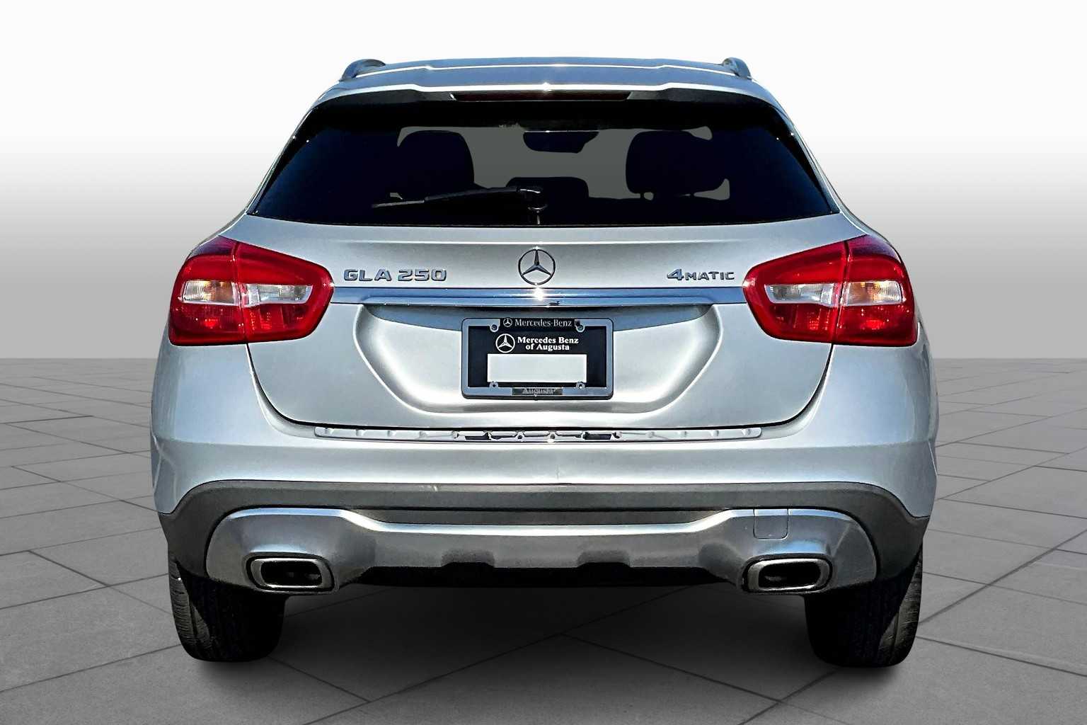 2019 Mercedes Benz GLA 250 4MATIC photo 4