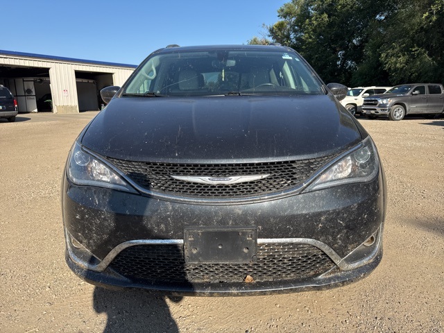 2020 Chrysler Pacifica Touring Plus photo 2