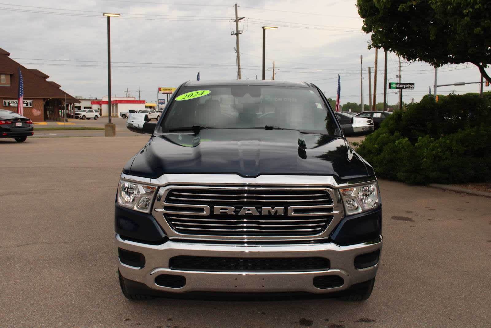 2024 Ram 1500 Laramie photo 4