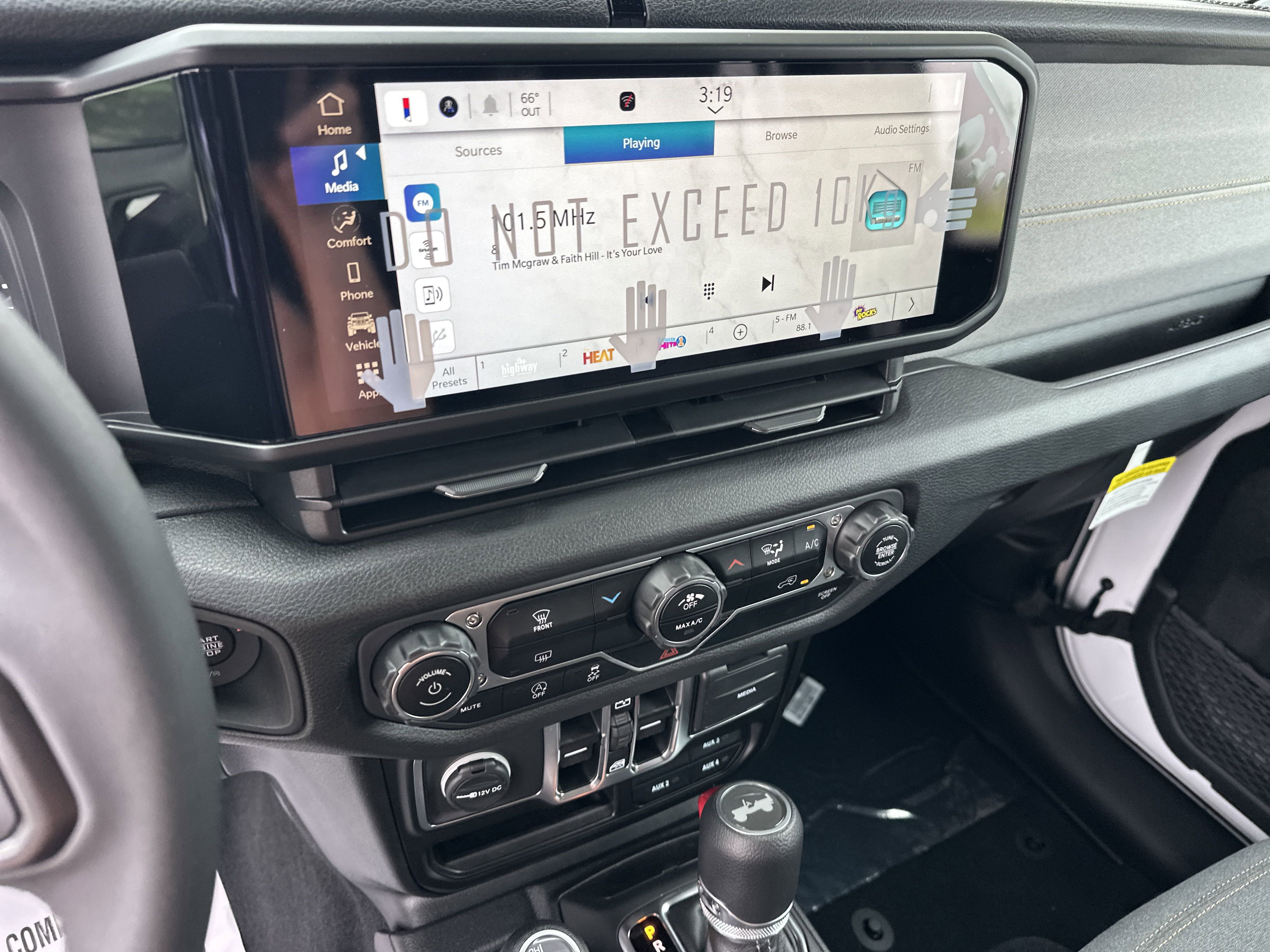 2025 Jeep Wrangler Sport S photo 6