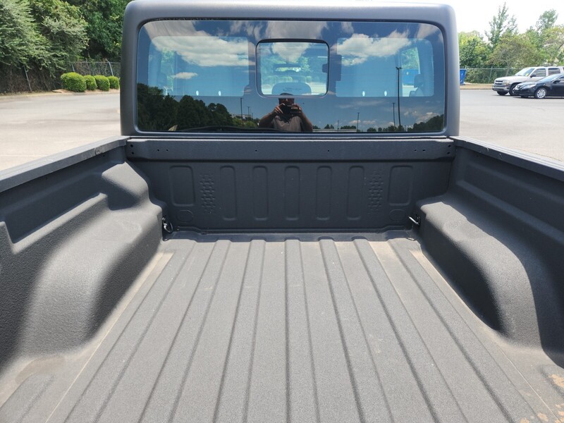 2020 Jeep Gladiator Sport photo 16