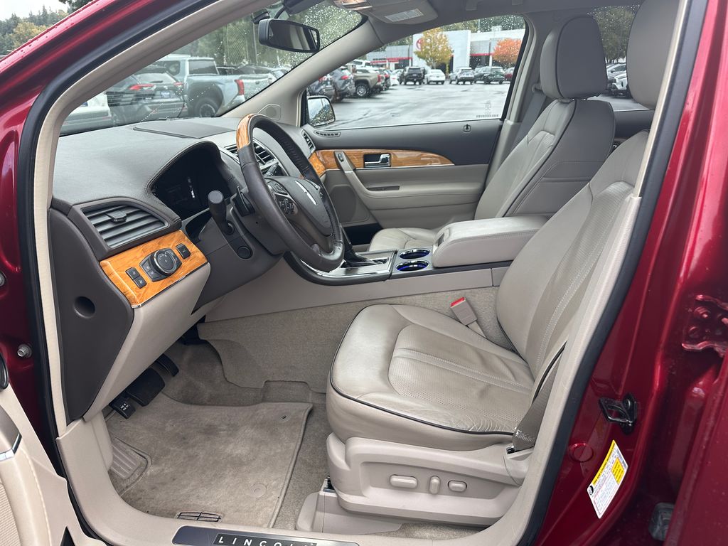 2015 Lincoln MKX Base photo 9