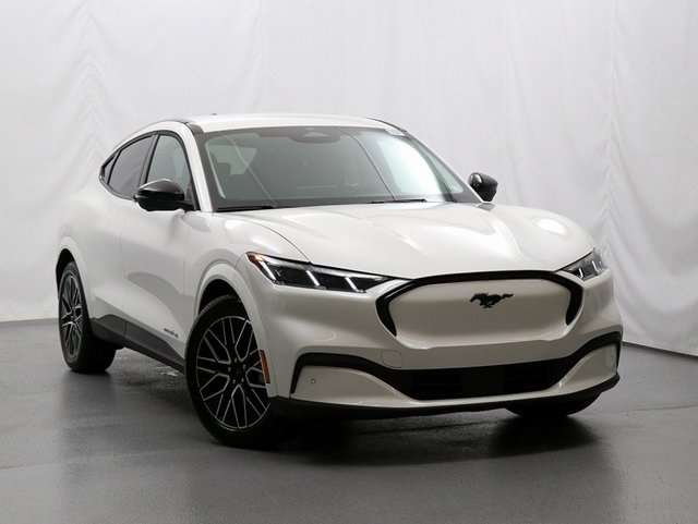 New 2025 White Ford Premium image 1