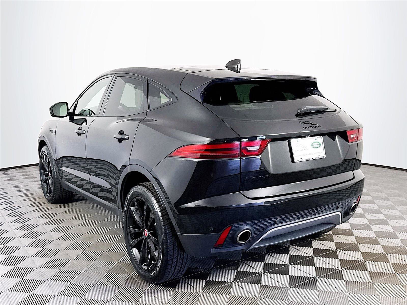 2021 Jaguar E-PACE P250 SE photo 7