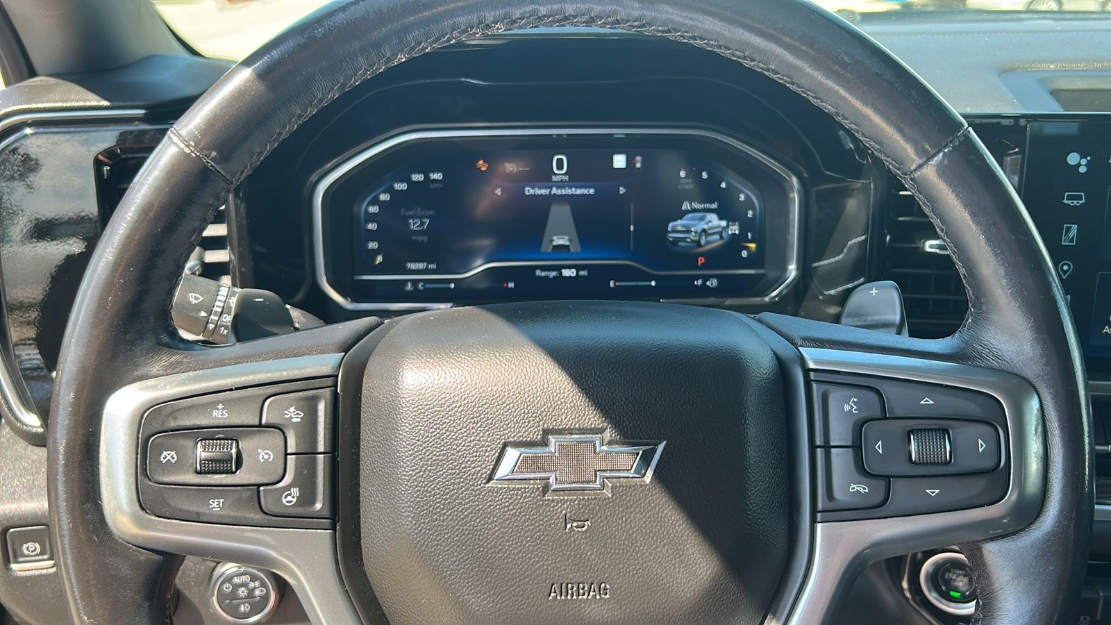 2022 Chevrolet Silverado 1500 RST photo 16