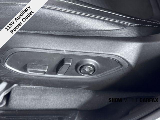 2023 Jeep Grand Cherokee Laredo Altitude photo 17
