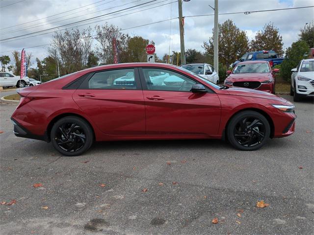 2026 Hyundai Elantra Hybrid SEL Sport photo 4