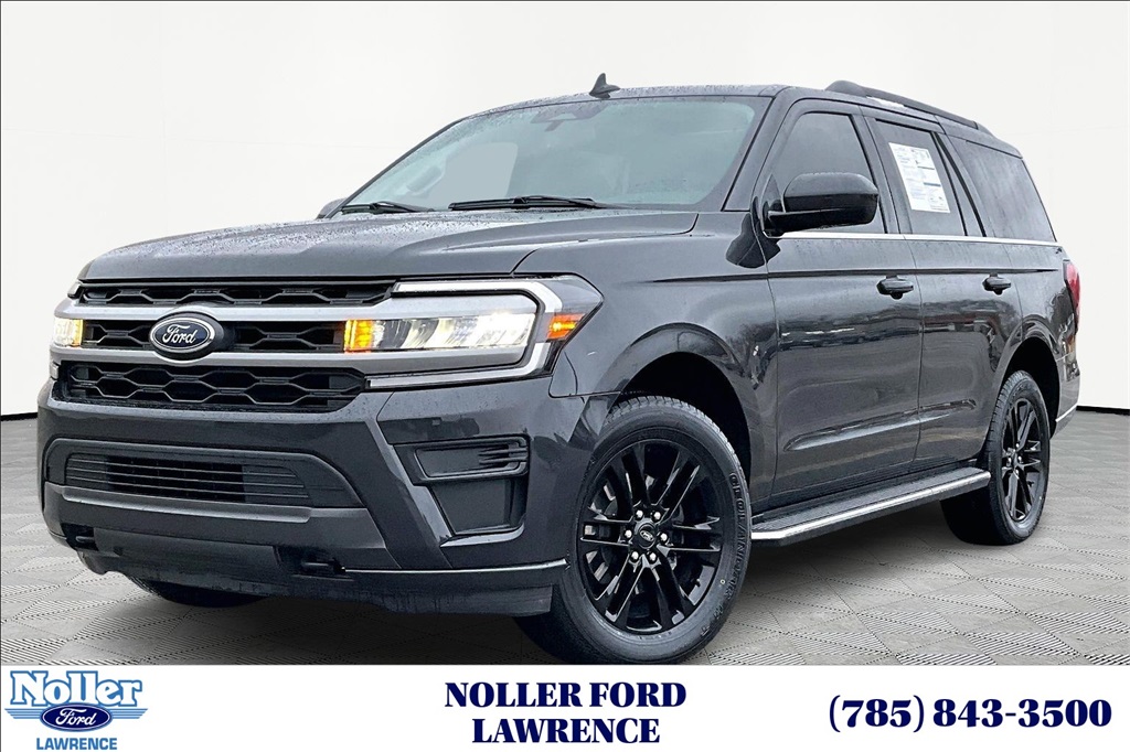 2022 Ford Expedition XLT's photo