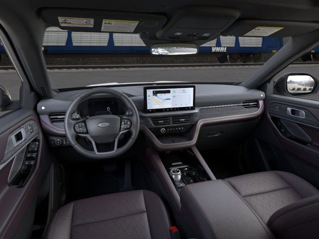 2025 Ford Explorer Platinum photo 9