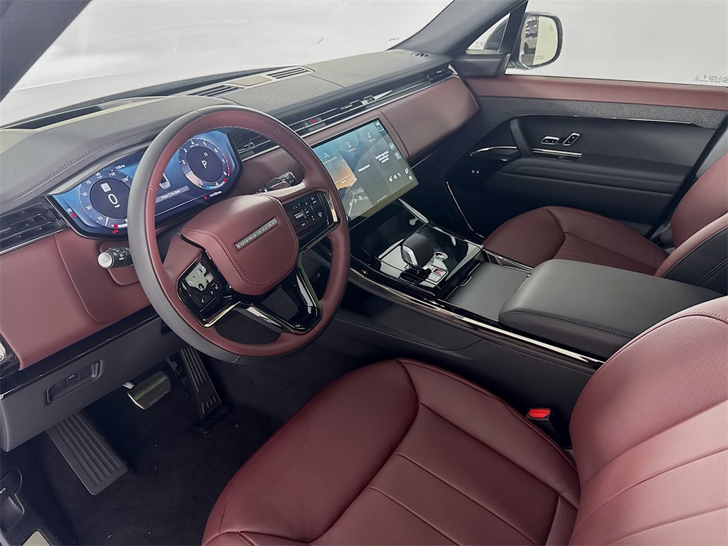 2025 Land Rover Range Rover Sport SE photo 9