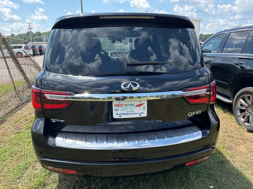2019 Infiniti QX80 Luxe photo 4