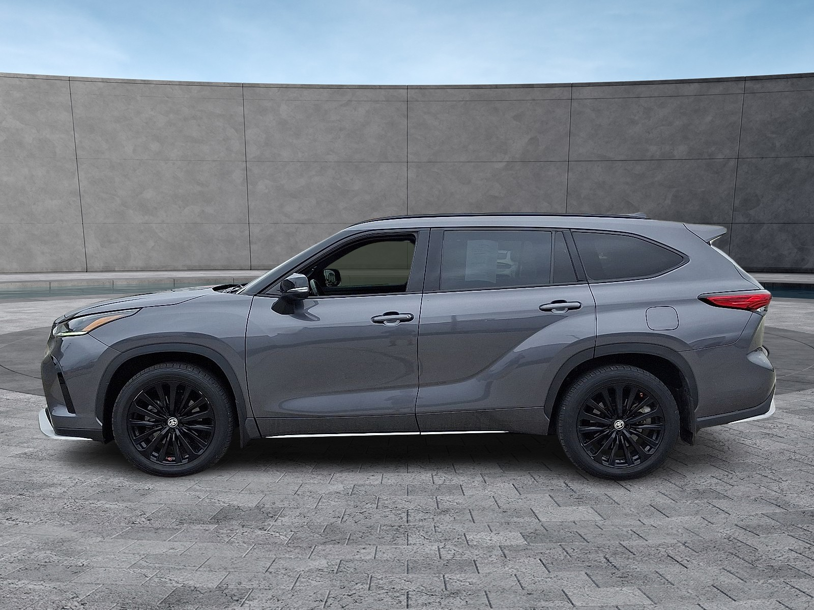 2023 Toyota Highlander XSE photo 6