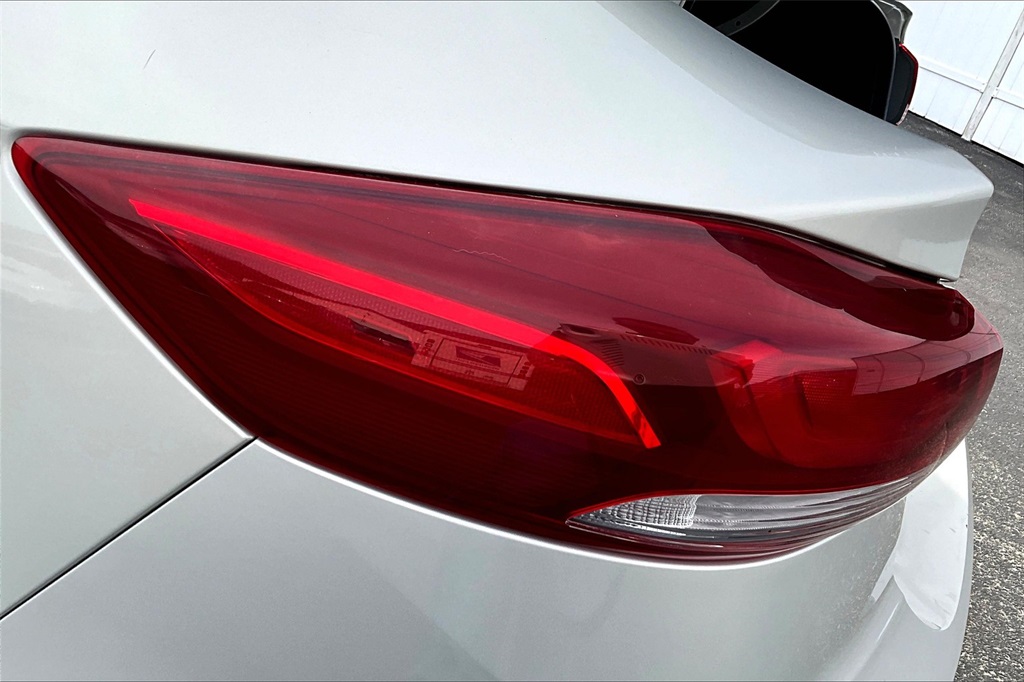 2017 Hyundai Elantra SE photo 28