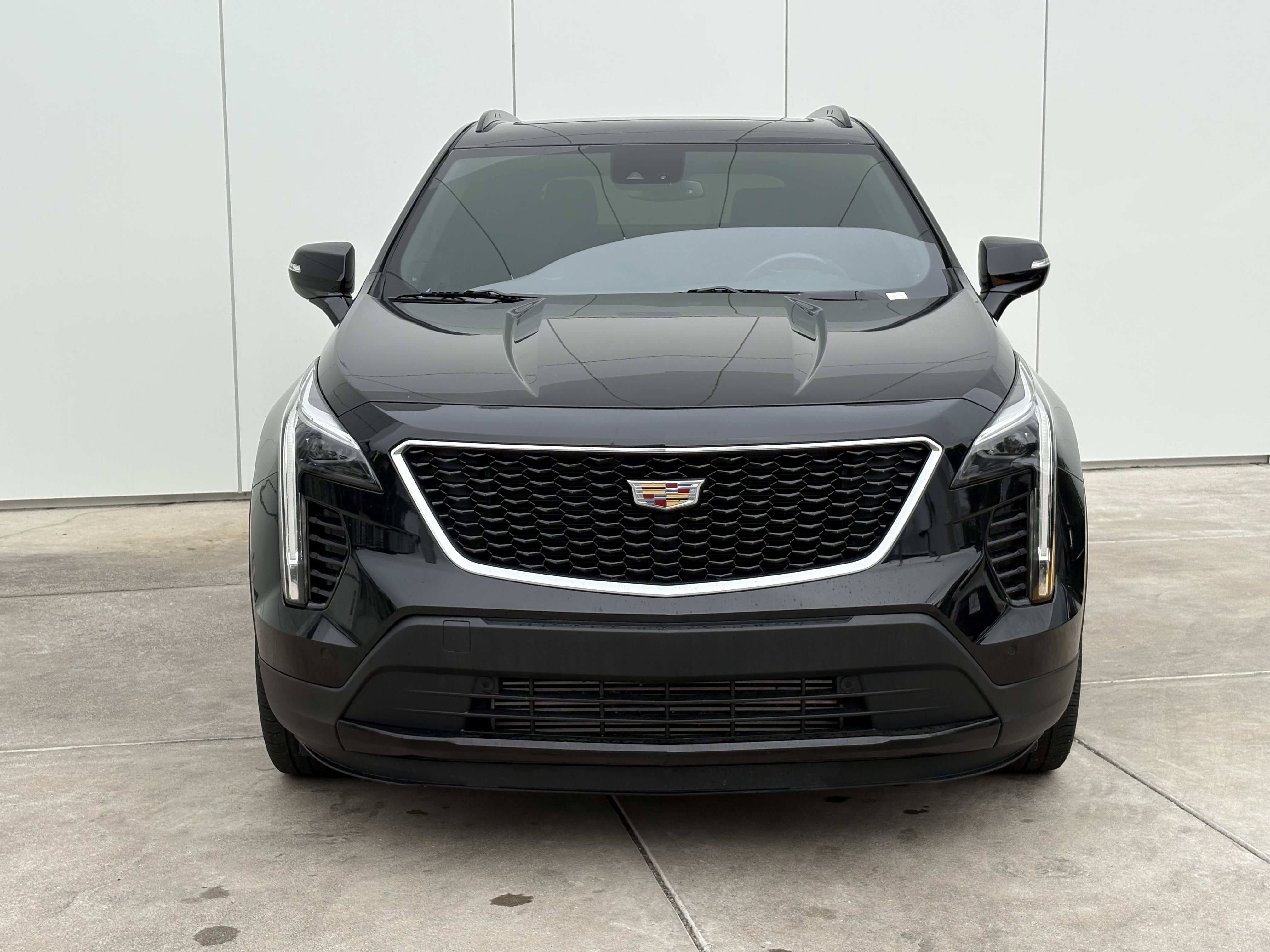 2023 Cadillac XT4 Sport photo 3