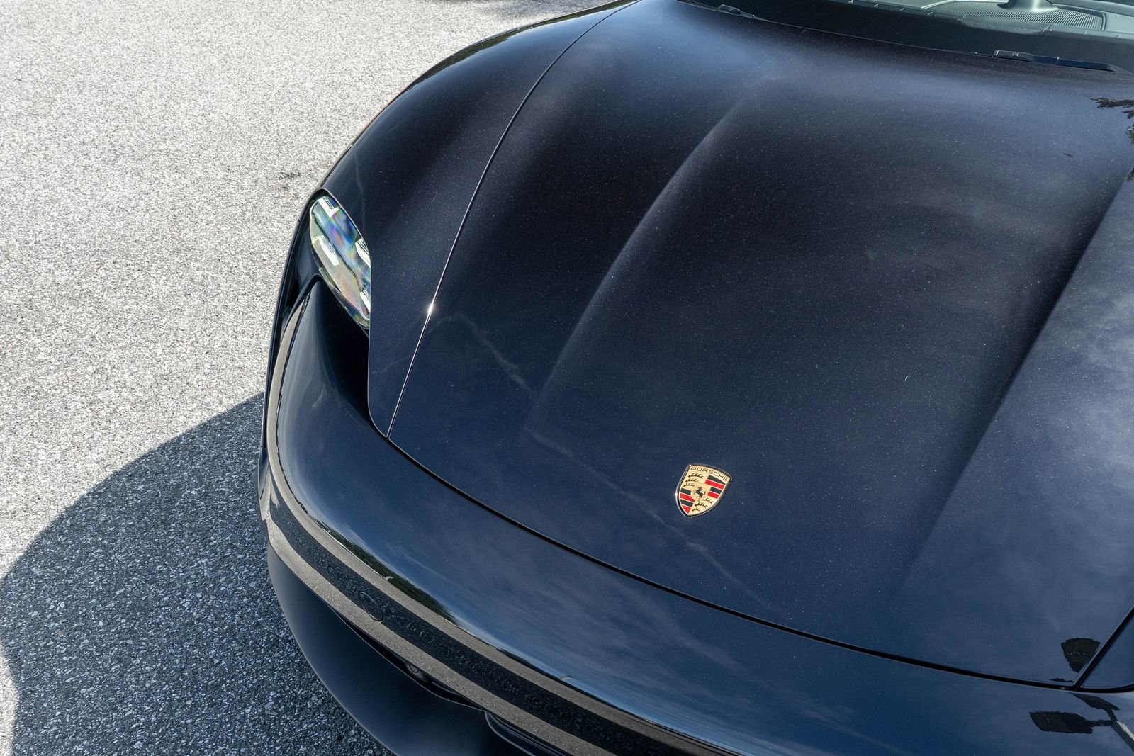 2024 Porsche Taycan 4S photo 18