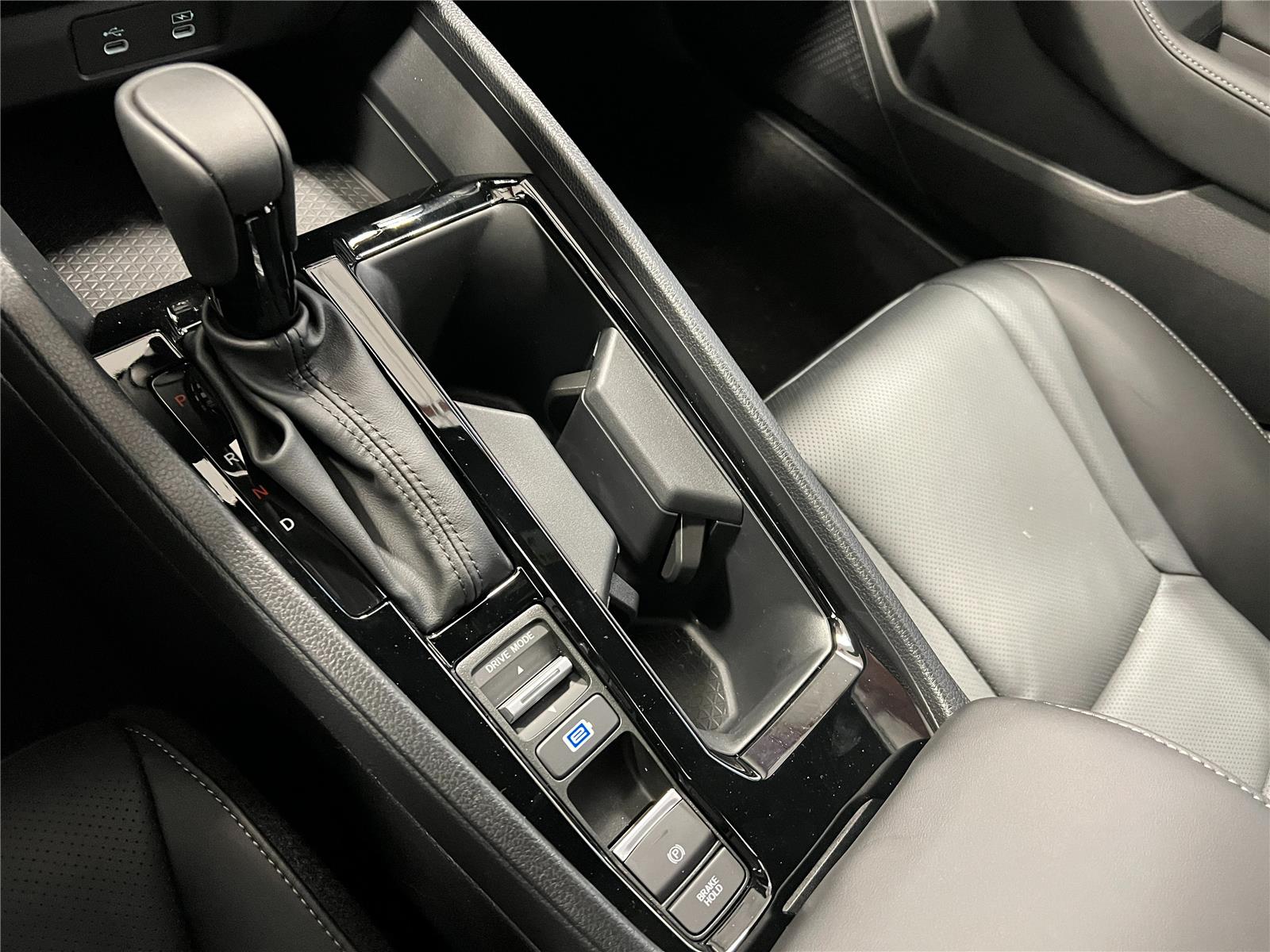 2025 Honda Accord Hybrid Sport-L photo 17