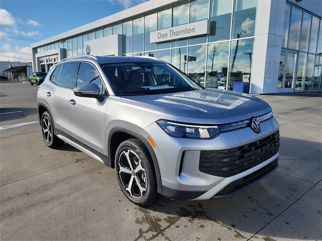 2025 Volkswagen Tiguan SE's photo