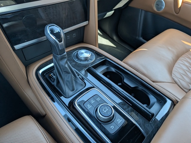 2023 Infiniti QX80 Sensory photo 17