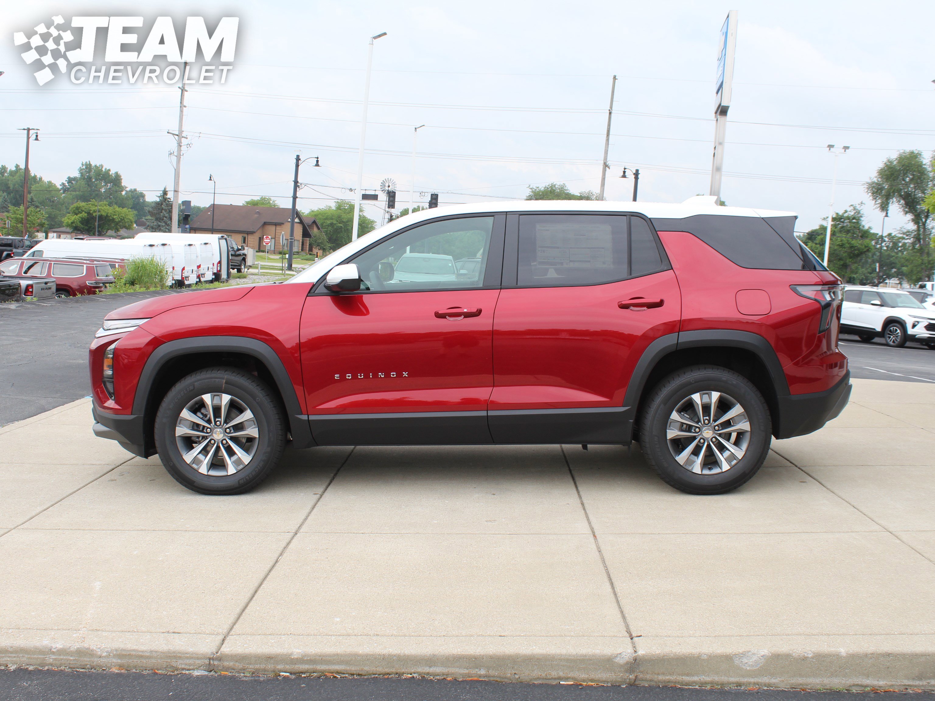 2026 Chevrolet Equinox LT photo 7