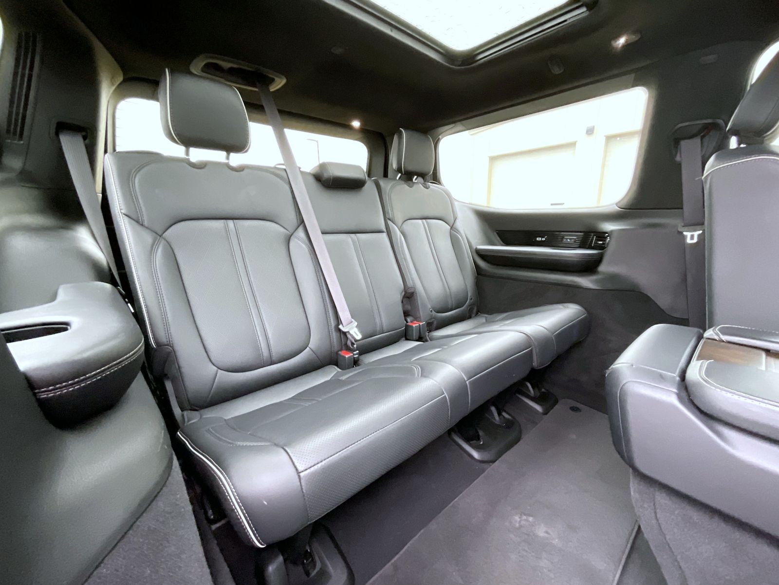 2023 Jeep Grand Wagoneer Series II Limited photo 20