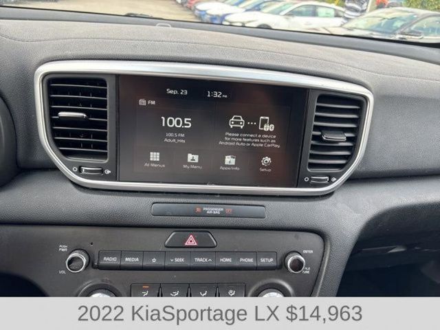 2022 Kia Sportage LX photo 10