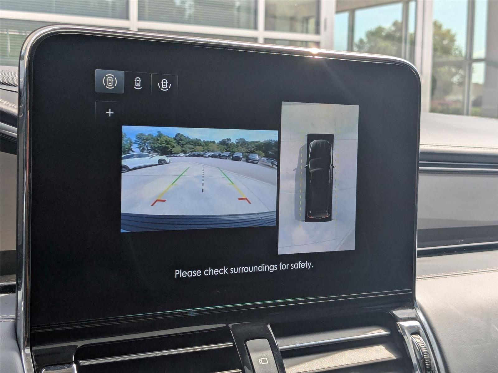2020 Lincoln Navigator Black Label photo 23