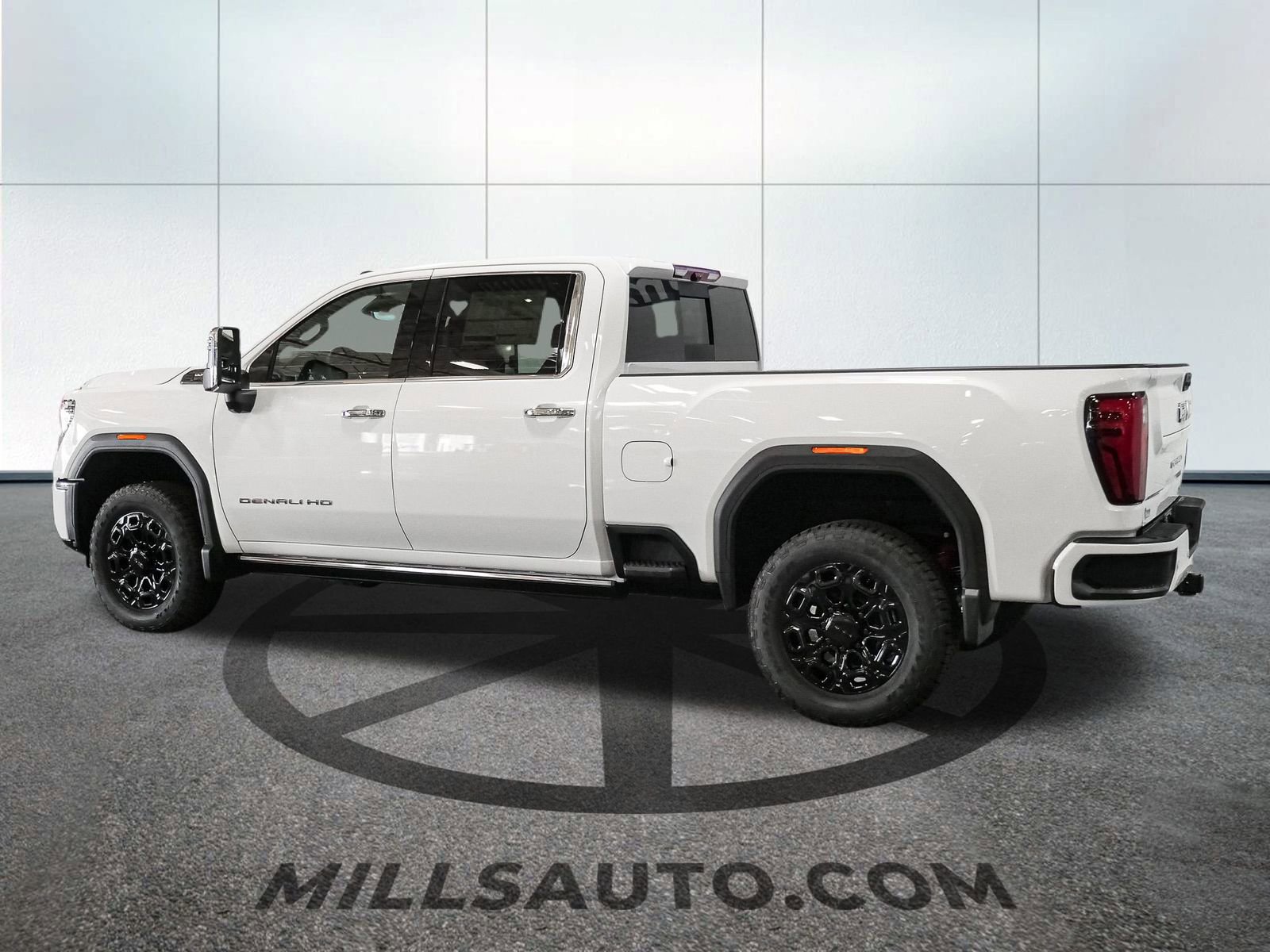 2025 Gmc Sierra 3500 HD Denali Ultimate photo 2